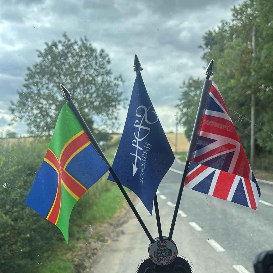 Custom HGV Dashboard Flag – Your Design, 6×4" Cab Flag for Lorry/Van (Windscreen/Dash Mount Compatible)